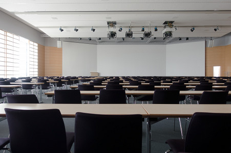 Projekta “Cienīgs darbs sociālās jomas darbiniekiem” noslēguma konference