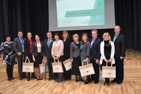 Valmiera un Aloja rāda labo pieredzi darba vidē balstītā izglītībā