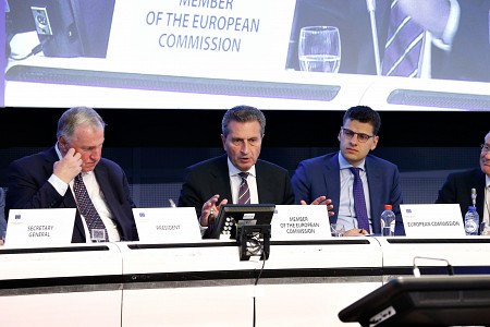 Eiropas pašvaldības bažīgas par līdzekļu samazinājumu kohēzijas politikai