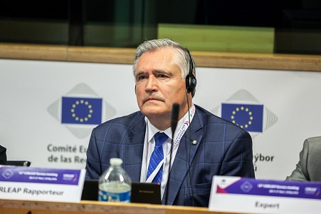 Andris Jaunsleinis iepazīstina ar atzinumu par Austrumu partnerības un ES valstu sadarbību