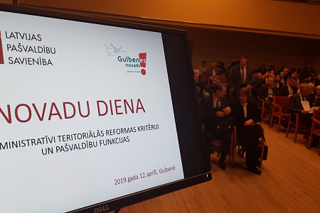 Novadu dienā neizskan atbildes par administratīvi teritoriālās reformas sagaidāmajiem rezultātiem