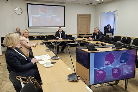 Komitejā izskatīja aktuālos jautājumus finanšu jomā