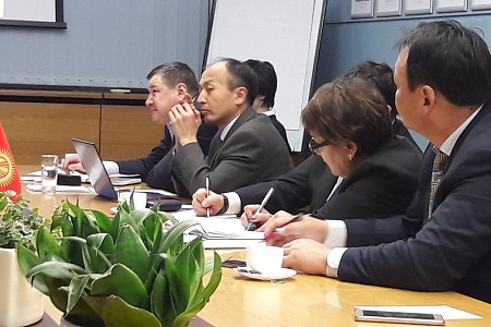 Vides aizsardzības un reģionālās attīstības ministrijā tikšanās ar Kirgizstānas delegāciju