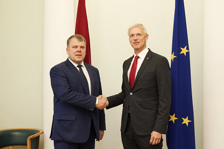 Parakstīts LPS un MK 2020. gada vienošanās un domstarpību protokols