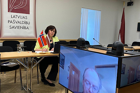 LPS kopā ar partneriem sekmēs cienīgu darbu sociālās jomas darbiniekiem Latvijā